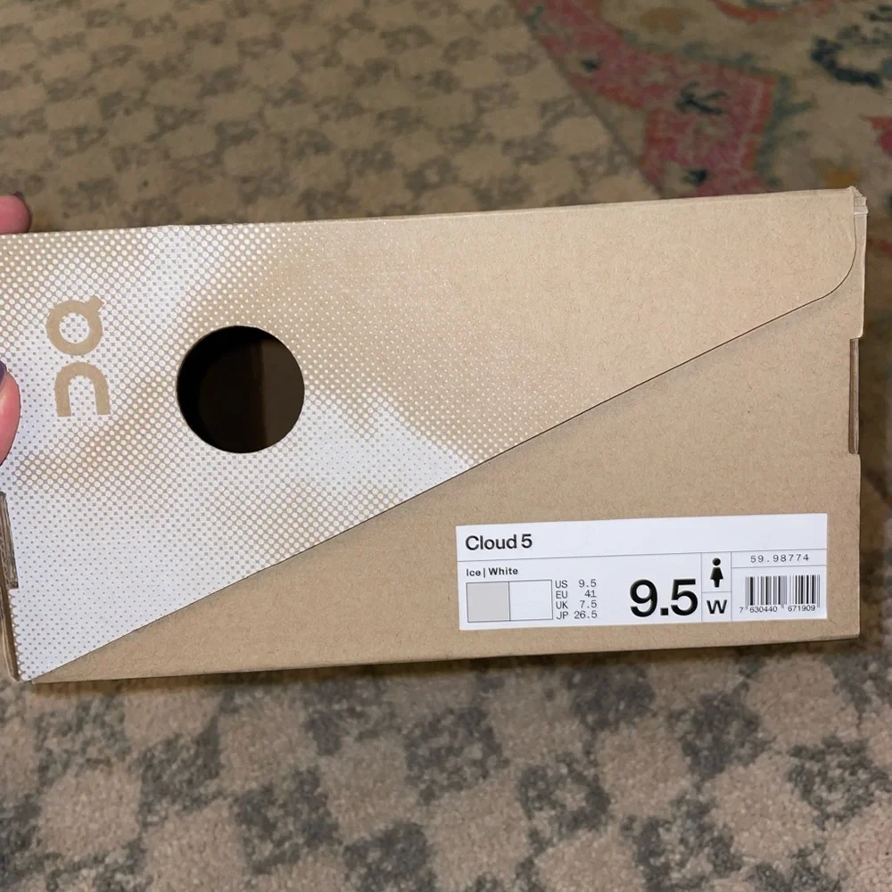 On Cloud 5 size 9.5 - Picture 8 of 8